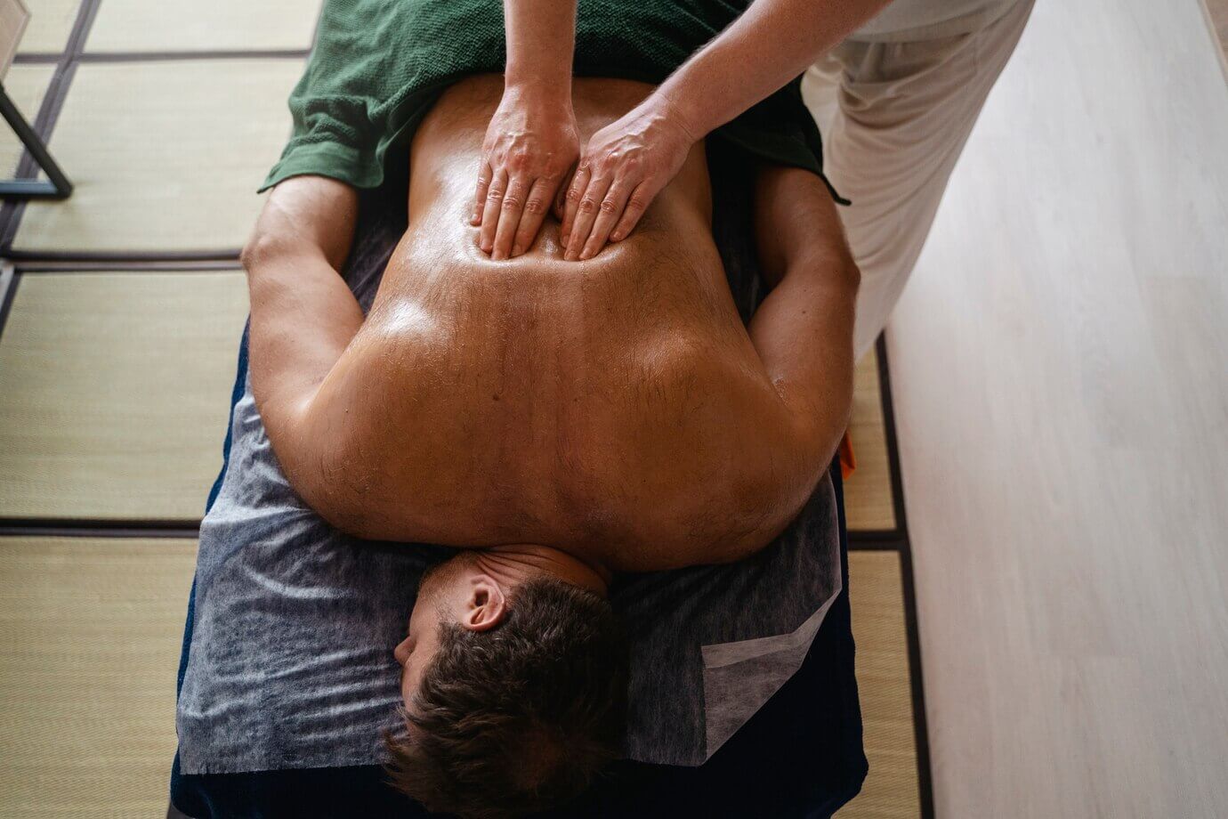 Deep-Tissue-Massage